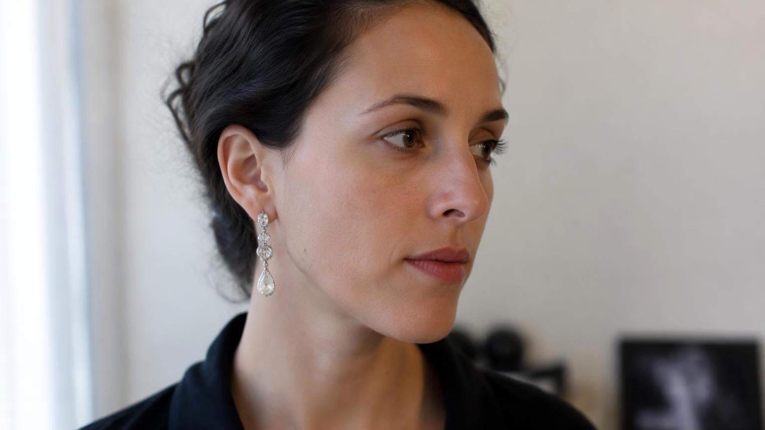 Dreamina quita los pendientes del héroe de video ejemplo 1