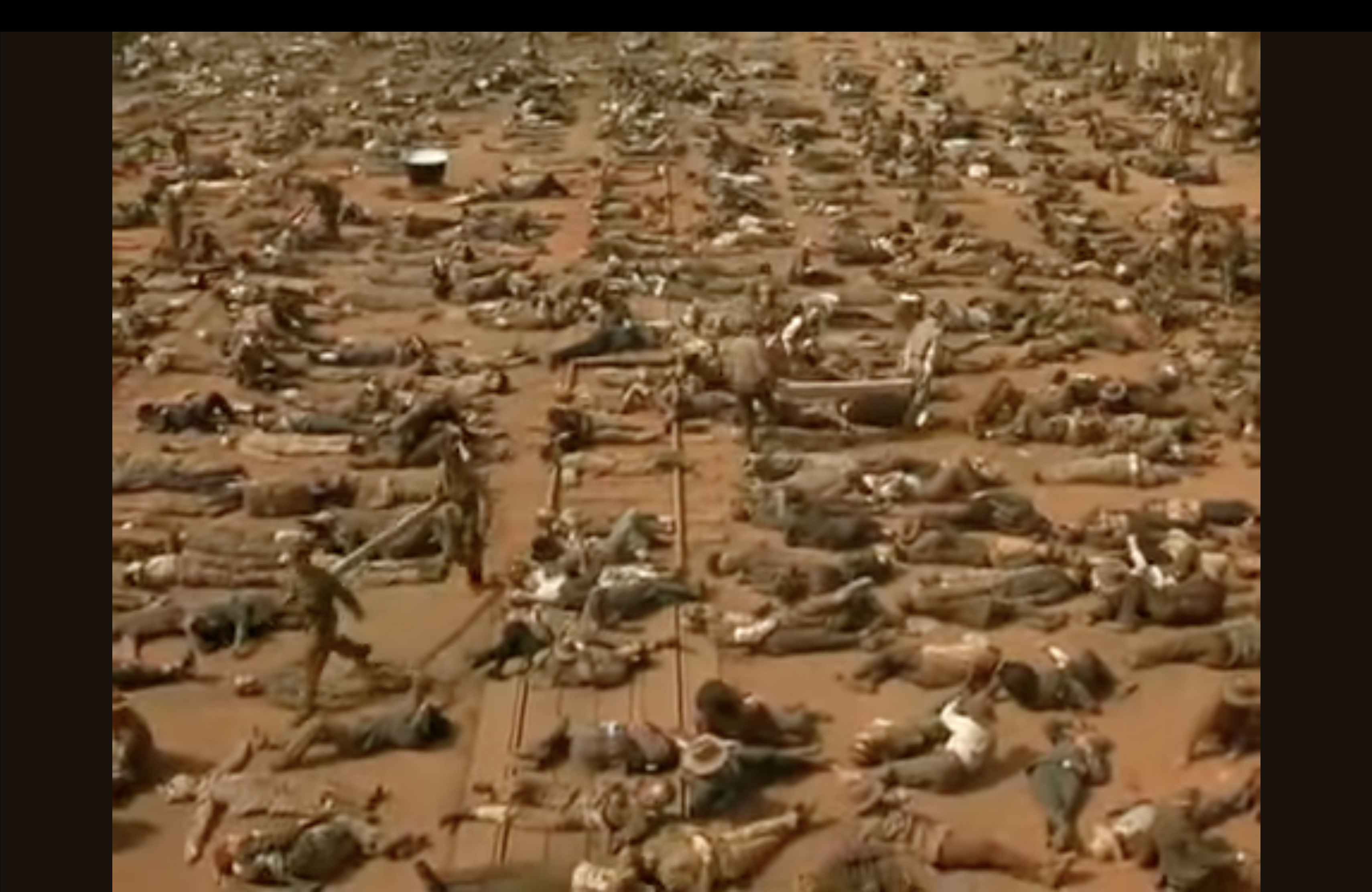 Sweeping crane shot of wounded soldiers in Gone with the Wind