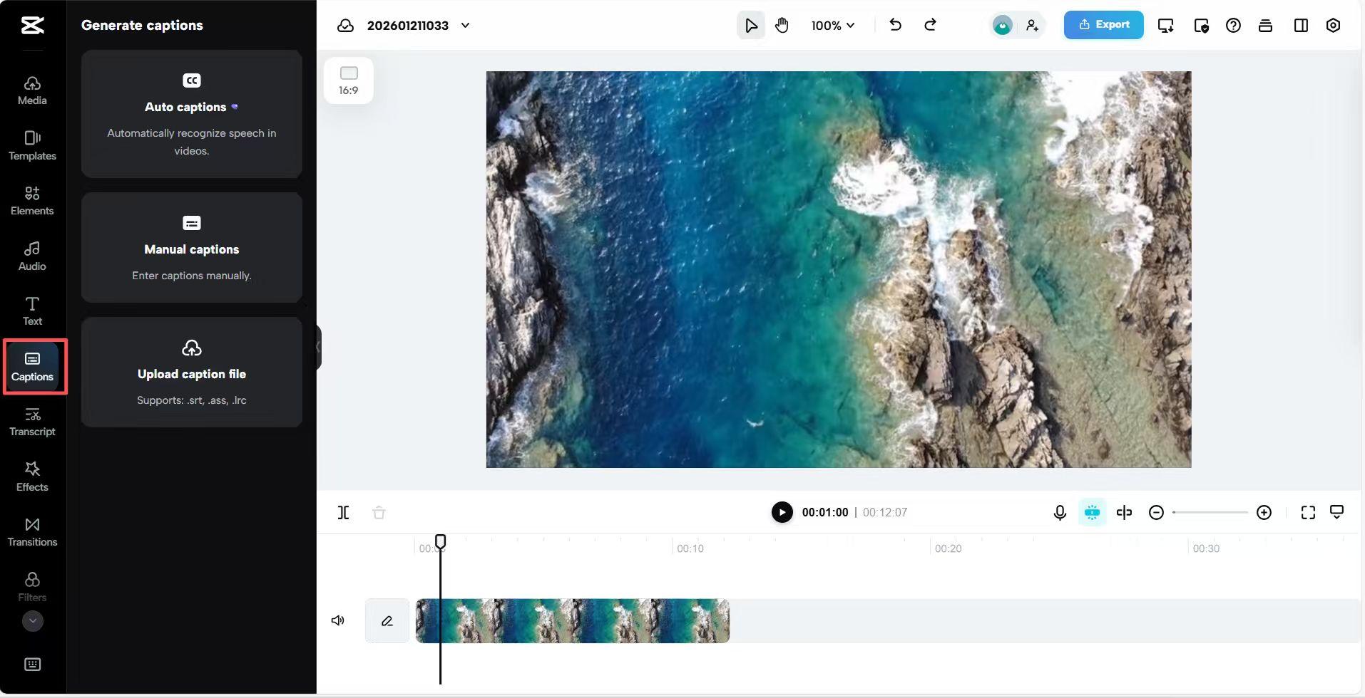 Tippen Sie auf "Beschriftungen" in der linken Symbolleiste CapCut Web
