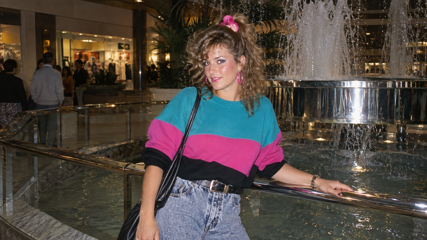 80s Look Prompt Girl: Prompts, Examples, and Editing Guide | Dreamina