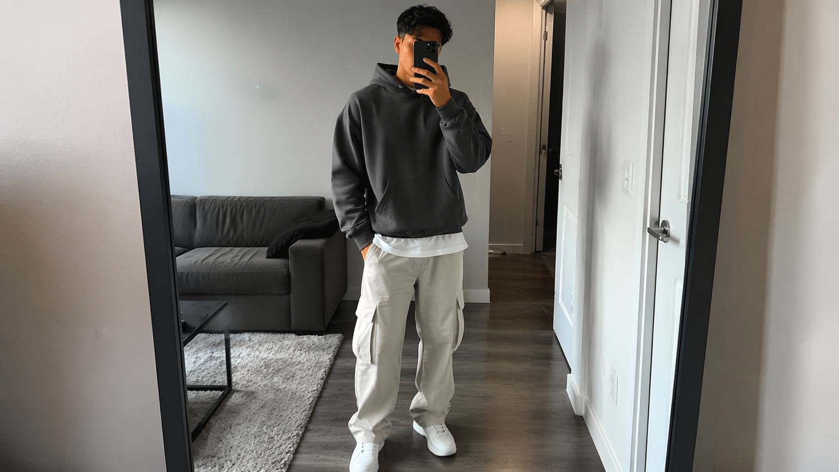 Dreamina ai clothing try on prompt example 2: Mirror selfie preview