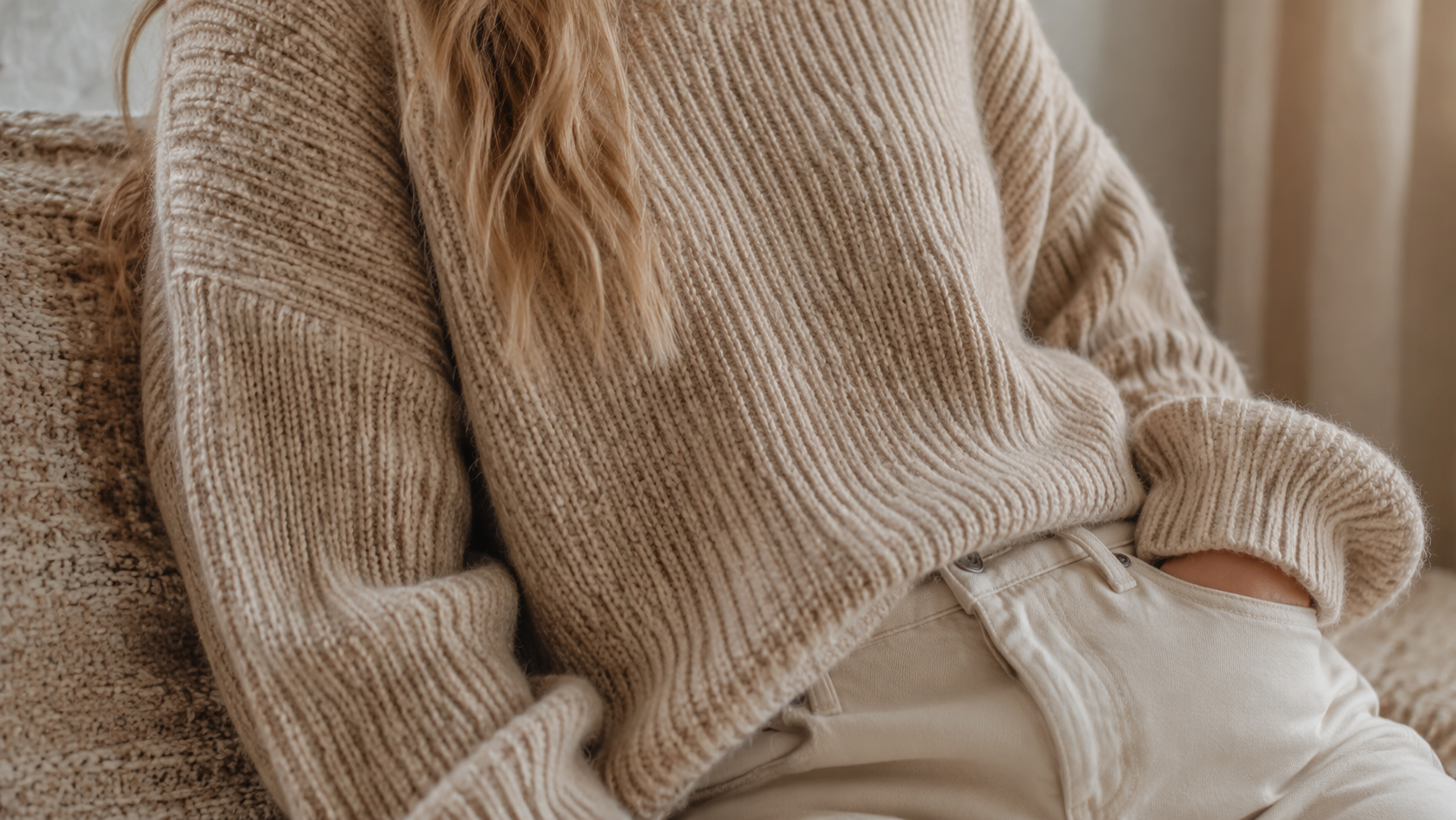 Dreamina virtual sweater try on prompt example 2: Cashmere Crewneck