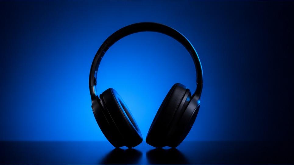 AI Blue Background Templates — Color-Key Transition