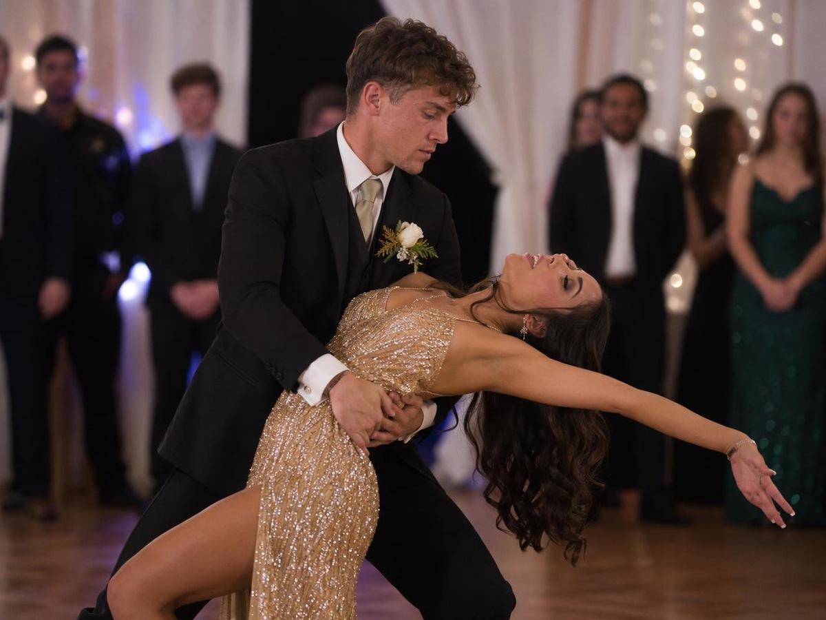 prom dance video generator prompt card distinct real photo 3 in 4:3